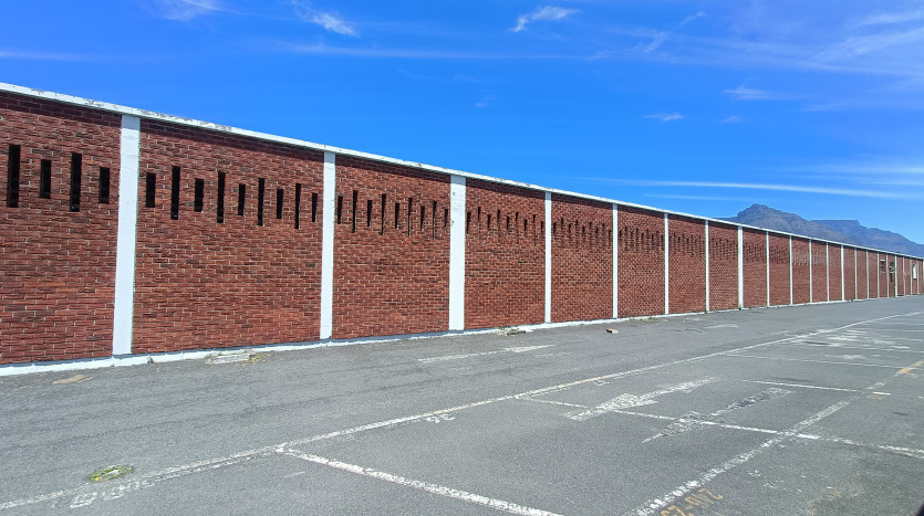 TELKOM PORTFOLIO: Office and Service Yard Cape Town Property Images