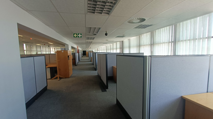 TELKOM PORTFOLIO: Office and Service Yard Cape Town Property Images