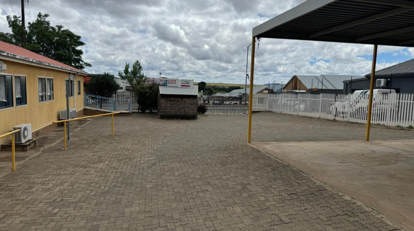 TELKOM PORTFOLIO: Service and Maintenance Hub Property Images