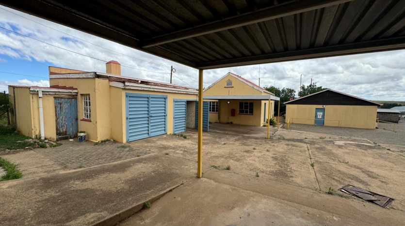 TELKOM PORTFOLIO: Service and Maintenance Hub Property Images