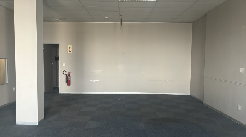 TELKOM PORTFOLIO: Multi Unit Commercial Street Block Property Images