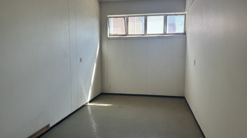 TELKOM PORTFOLIO: Expansive Building in Germiston Property Images