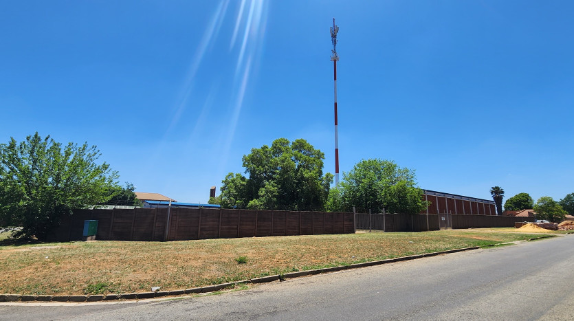 TELKOM PORTFOLIO: Expansive Building in Germiston Property Images