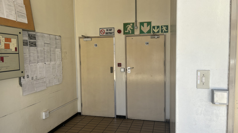 TELKOM PORTFOLIO: Double Volume Service Building Property Images