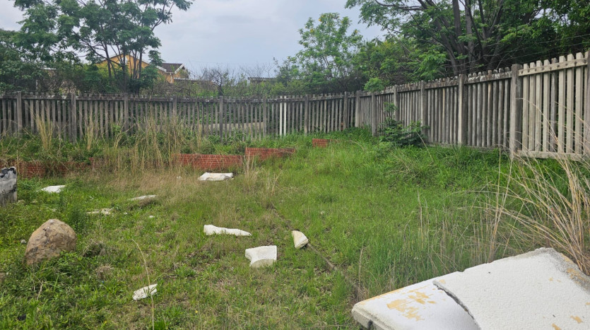 TELKOM PORTFOLIO: Vacant Development Land Avoca Hills Durban Property Images