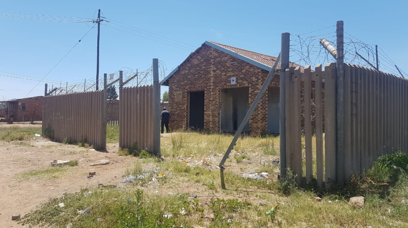 TELKOM PORTFOLIO: Ex Telkom Building with Development Opportunity Property Images