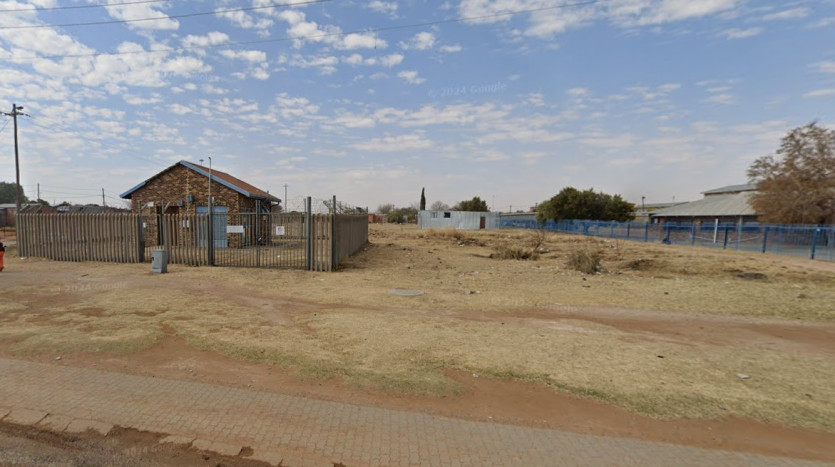 TELKOM PORTFOLIO: Ex Telkom Building with Development Opportunity Property Lead Image