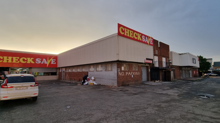 Retail Centre In Newcastle CBD Property Images