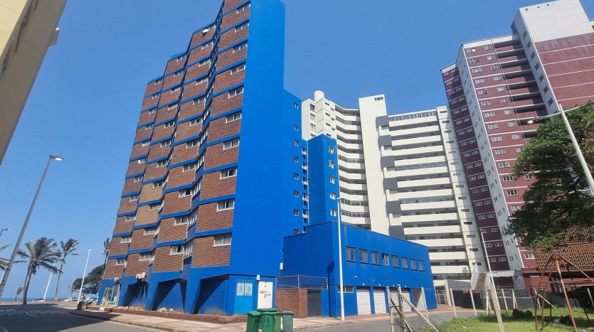 Iconic Beachfront Property On Durban’s Golden Mile – Silver Sands 1 Property Images