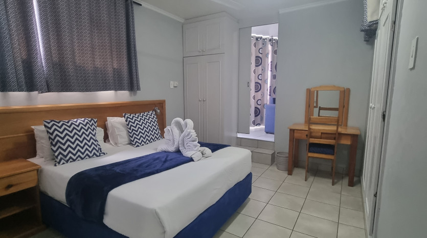 Iconic Beachfront Property On Durban’s Golden Mile – Silver Sands 1 Property Images