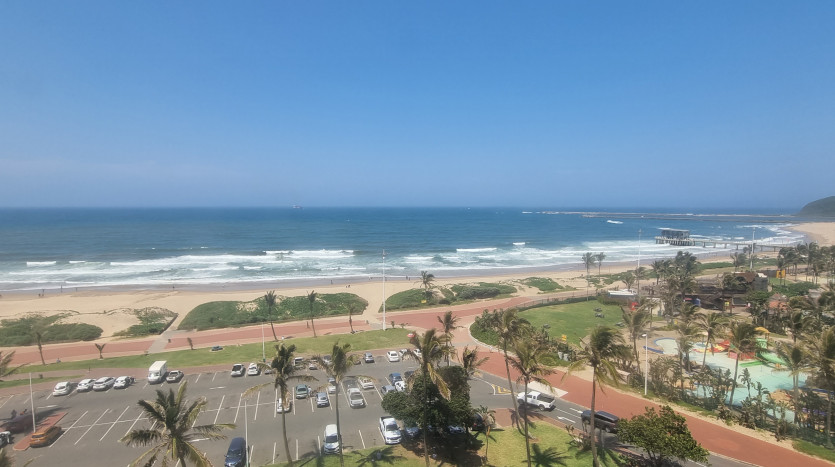Iconic Beachfront Property On Durban’s Golden Mile – Silver Sands 1 Property Images
