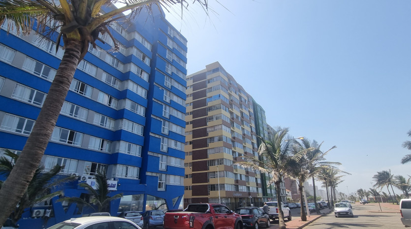 Iconic Beachfront Property On Durban’s Golden Mile – Silver Sands 1 Property Images