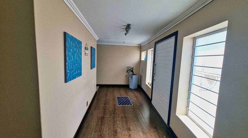 Indian Ocean Beach Front Home Bluff, Durban Property Images