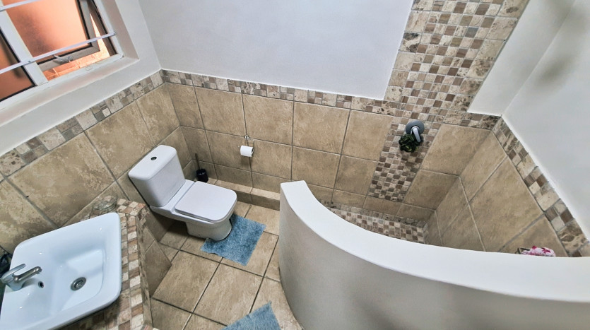 Indian Ocean Beach Front Home Bluff, Durban Property Images