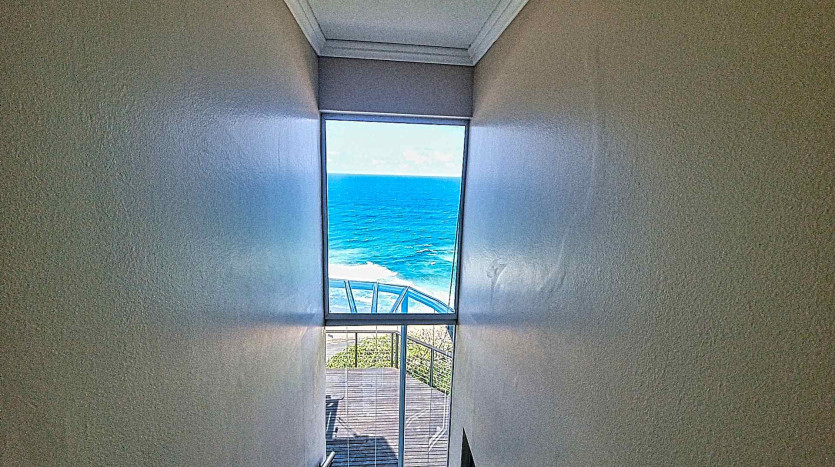 Indian Ocean Beach Front Home Bluff, Durban Property Images