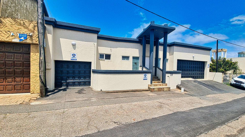 Indian Ocean Beach Front Home Bluff, Durban Property Images