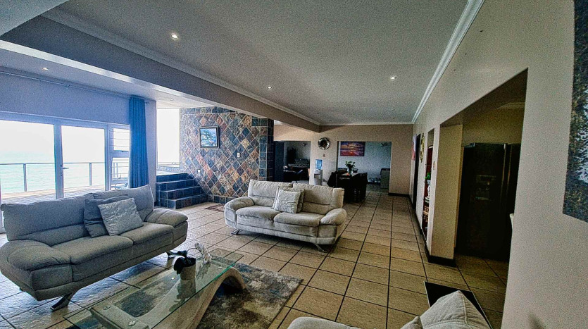 Indian Ocean Beach Front Home Bluff, Durban Property Images