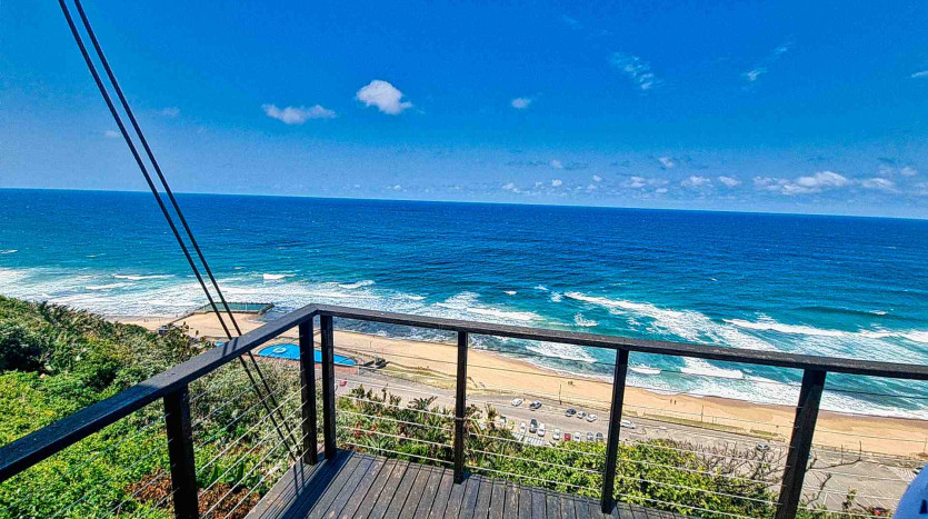 Indian Ocean Beach Front Home Bluff, Durban Property Images