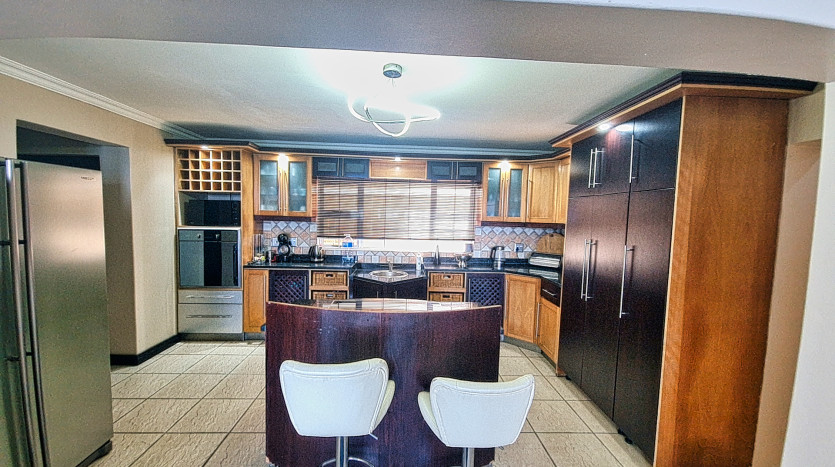 Indian Ocean Beach Front Home Bluff, Durban Property Images