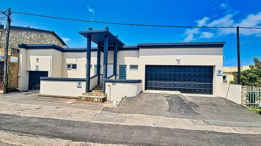 Indian Ocean Beach Front Home Bluff, Durban Property Images