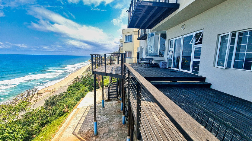 Indian Ocean Beach Front Home Bluff, Durban Property Lead Image