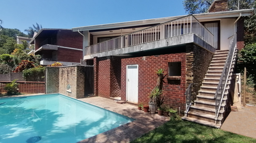 Renovator’s Opportunity Opposite Mitchell Park, Durban Property Images