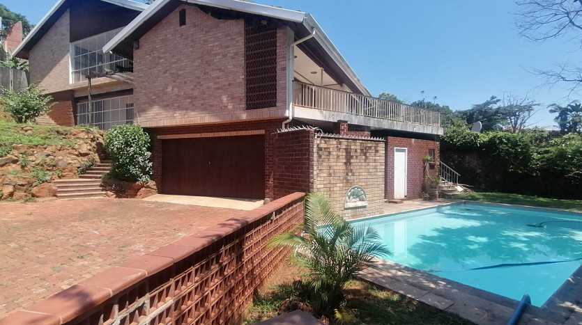 Renovator’s Opportunity Opposite Mitchell Park, Durban Property Lead Image