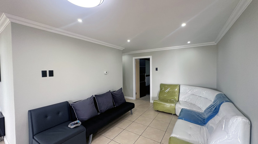 Luxurious Indian Ocean Garden Apartment Umhlanga Property Images