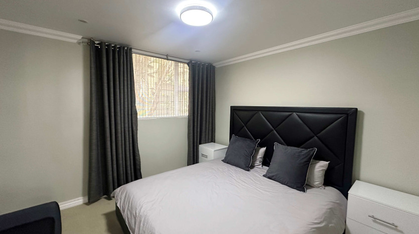 Luxurious Indian Ocean Garden Apartment Umhlanga Property Images