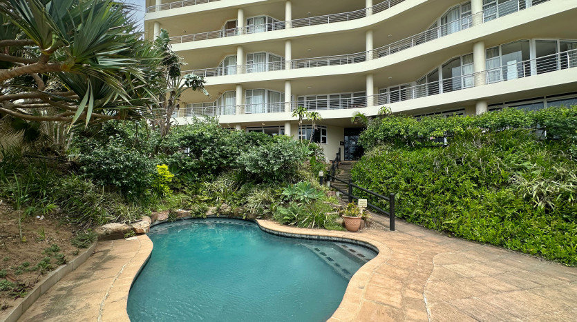 Luxurious Indian Ocean Garden Apartment Umhlanga Property Images