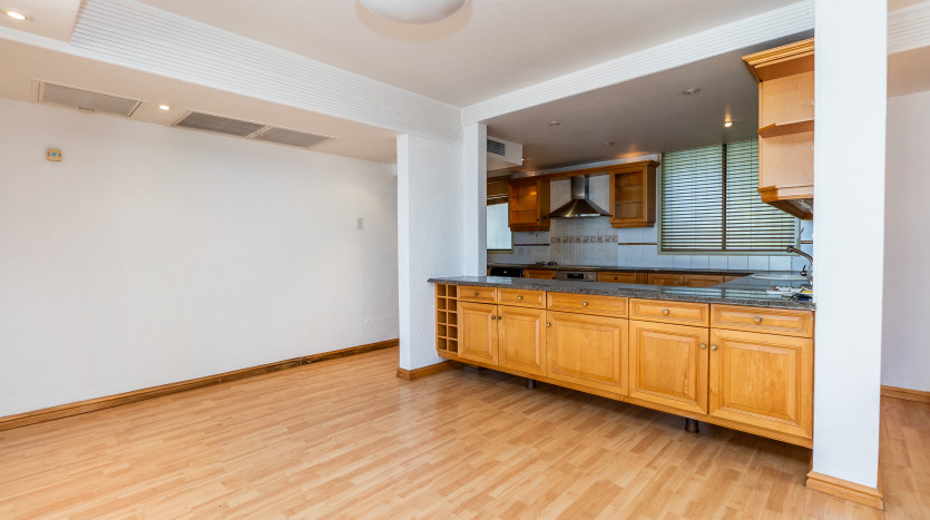 Luxurious Indian Ocean Penthouse Umhlanga Property Images