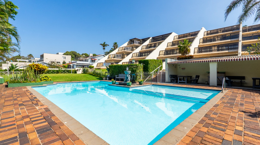Luxurious Indian Ocean Penthouse Umhlanga Property Images
