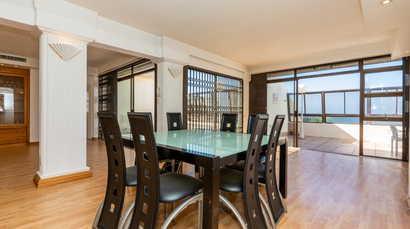 Luxurious Indian Ocean Penthouse Umhlanga Property Images