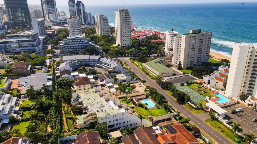 Luxurious Indian Ocean Penthouse Umhlanga Property Images