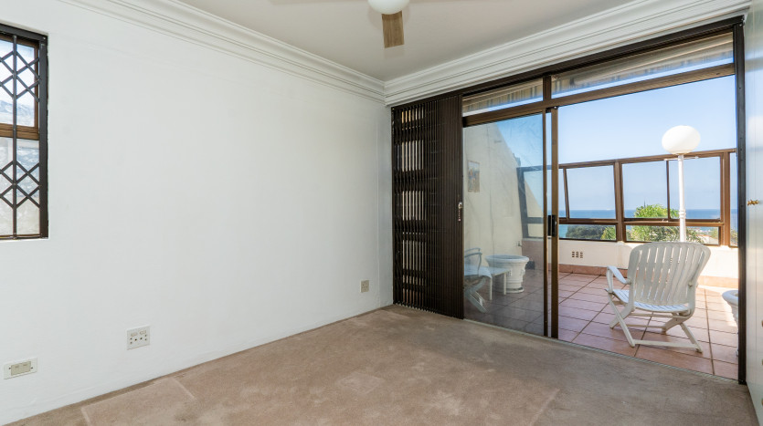Luxurious Indian Ocean Penthouse Umhlanga Property Images
