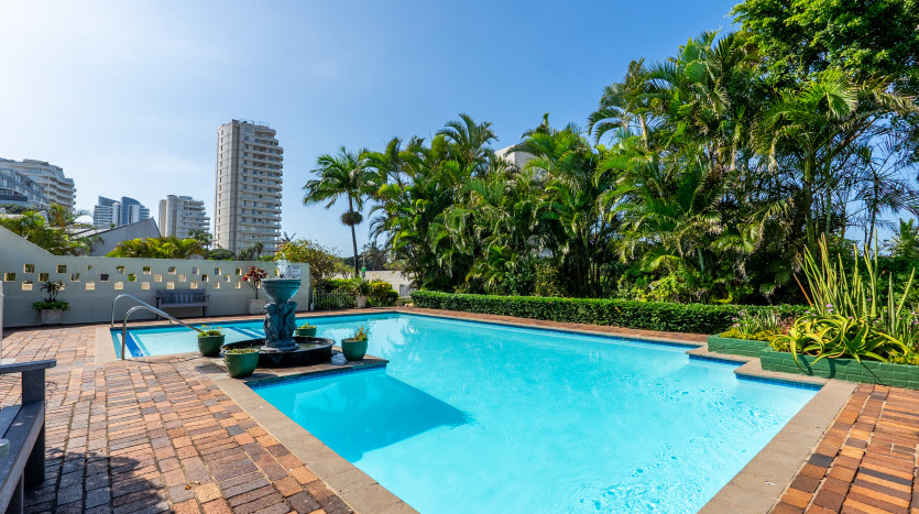 Luxurious Indian Ocean Penthouse Umhlanga Property Images