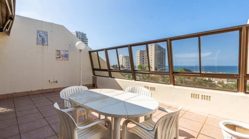 Luxurious Indian Ocean Penthouse Umhlanga Property Images