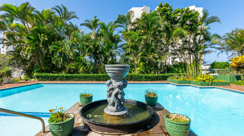 Luxurious Indian Ocean Penthouse Umhlanga Property Images