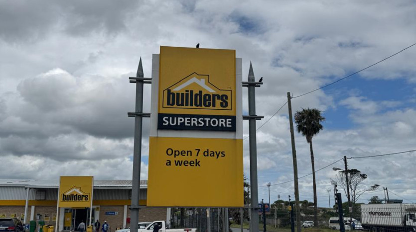 National Store in Prime Location Property Images
