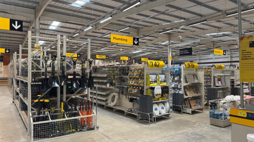 National Store in Prime Location Property Images