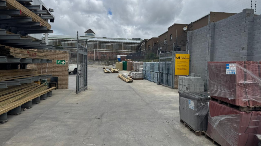 National Store in Prime Location Property Images