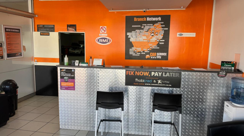 Centrally Located Showroom Property Images