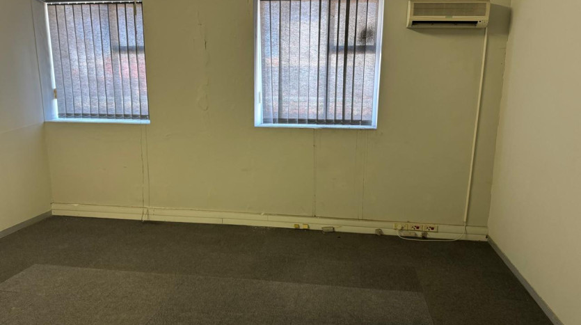 Centrally Located Showroom Property Images