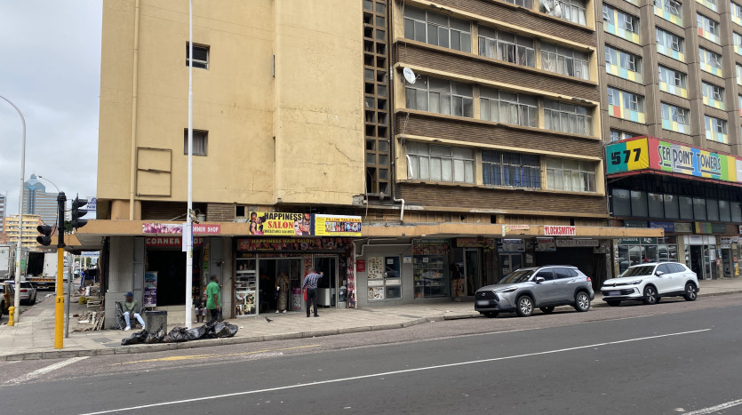 Ground Floor Retail Units in South Beach Property Images