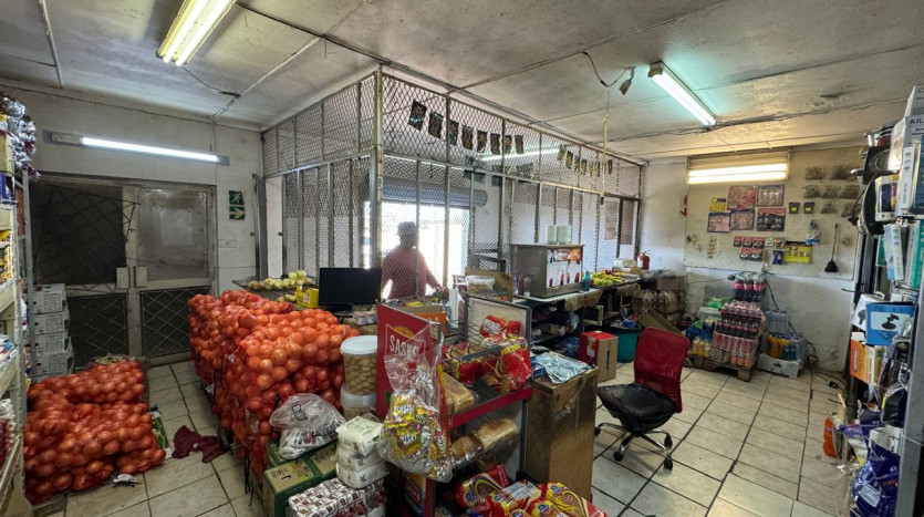 Prime Trading Location with High Visibility, East London Property Images