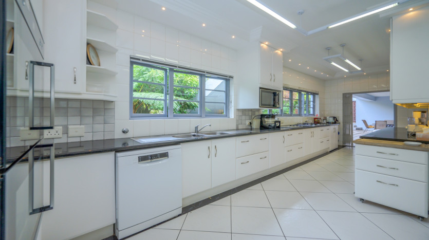 Spacious Family Home Durban North Property Images