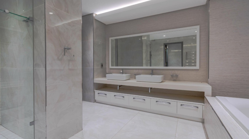 Magnificent Furnished Mansion in Secure Izinga Gated Estate Property Images