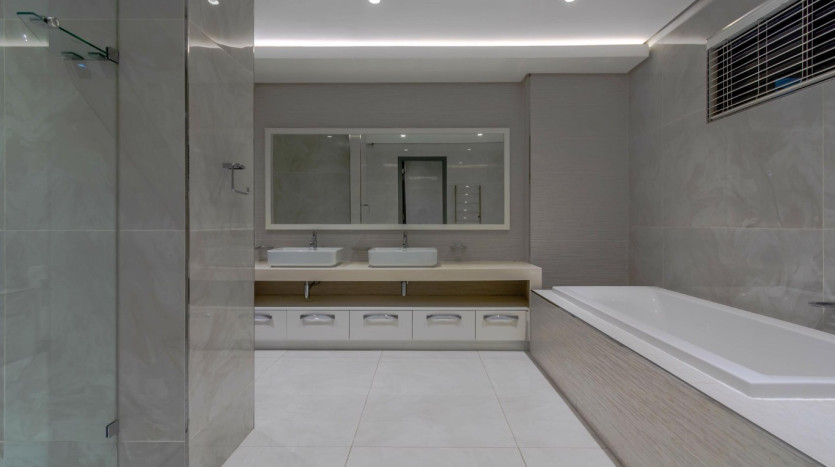 Magnificent Furnished Mansion in Secure Izinga Gated Estate Property Images