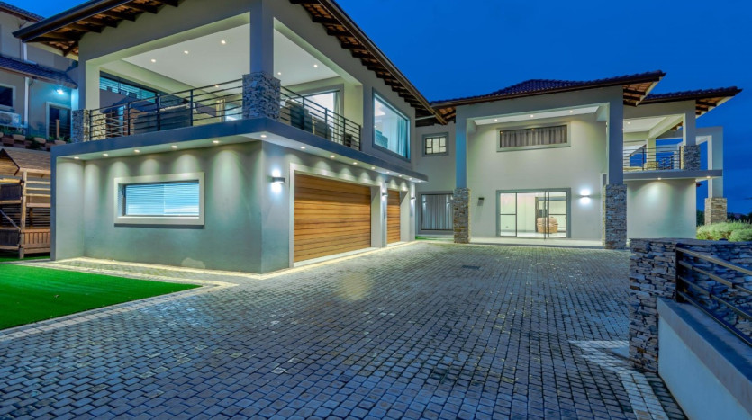Magnificent Furnished Mansion in Secure Izinga Gated Estate Property Images