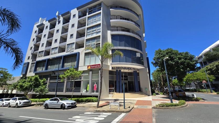7 Commercial Units in Umhlanga Property Images